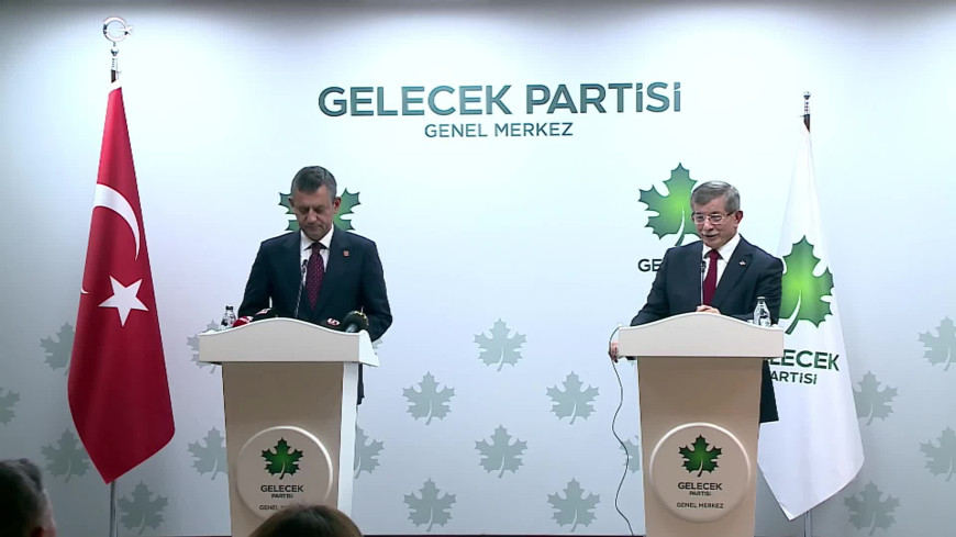 Özgür Özel, Gelecek Partisi’ni ziyaret etti... Özel’den Elitaş'a "cesaret" yanıtı: “Cesaret iki buçuk yıl vadeli bir iş değildir Sayın Elitaş. Biz bugünden varız”