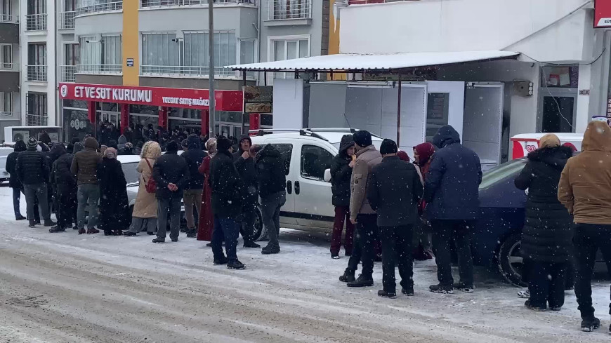 Yozgat’ta ramazan öncesi 'ucuz et kuyruğu' başladı