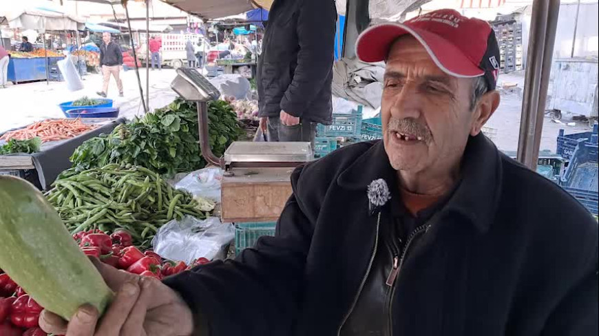 Deprem bölgesi Hatay’da Ramazan alıverişi... Esnaf Başçeken: "Alım gücü deprem sonrası düştü"