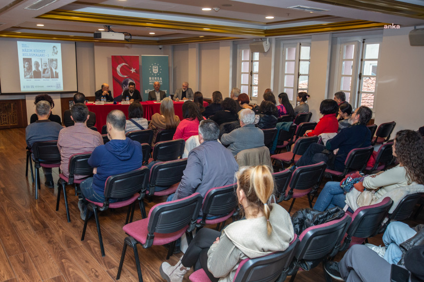 Bursa'da yazarlar, Nâzım Hikmet'i yazma serüvenlerini anlattı