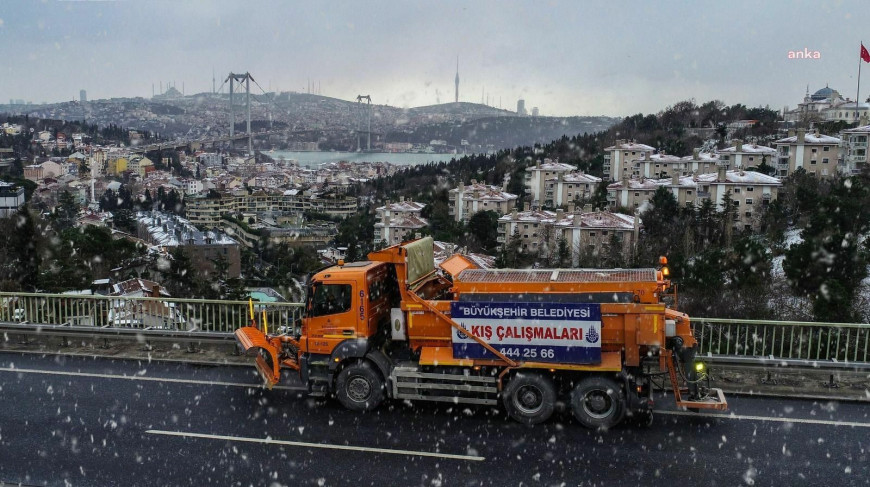 İstanbul Valiliği: Salı akşam saatlerinden çarşamba öğle saatlerine kadar il genelinde ağırlıklı kar yağışı tahmin edilmektedir