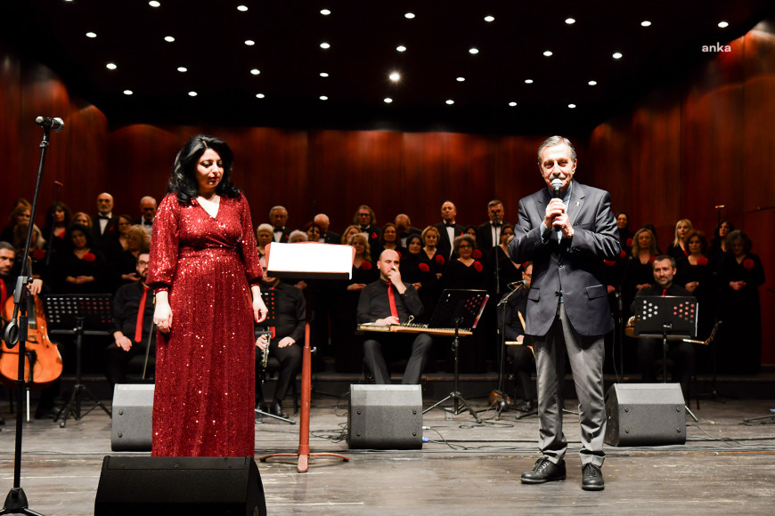 Tepebaşı Belediyesi Türk Sanat Müziği Korosu'ndan Sevgililer Günü'ne özel konser