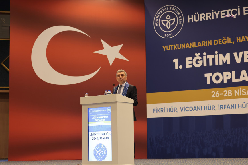 Hürriyetçi Eğitim Sen Genel Başkanı Kuruoğlu'ndan MEB'e: "Öğretmenlerimizi derslerinden alıkoyan angarya işlere son verin"