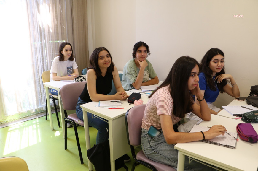 Manisa Büyükşehir Belediye Başkanı Seçer: "Tüm öğrencilerin aynı eğitim hizmetinden yararlanması gerektiğini savunuyoruz"