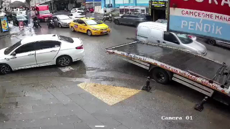 İstanbul'da trafikte tartıştığı kuryeye çarparak ağır yaralayan sürücü tutuklandı