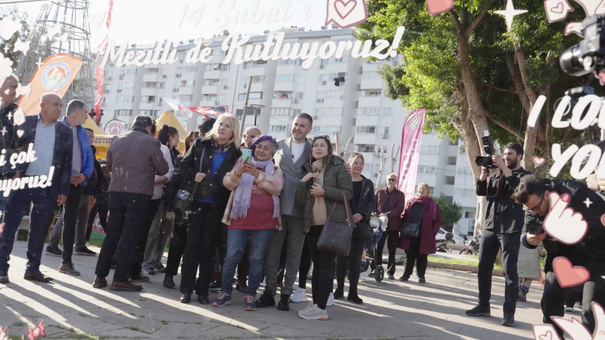 Mezitli Belediyesi'nin 14 Şubat Sevgililer Günü dolayısıyla düzenlediği etkinlikler başladı