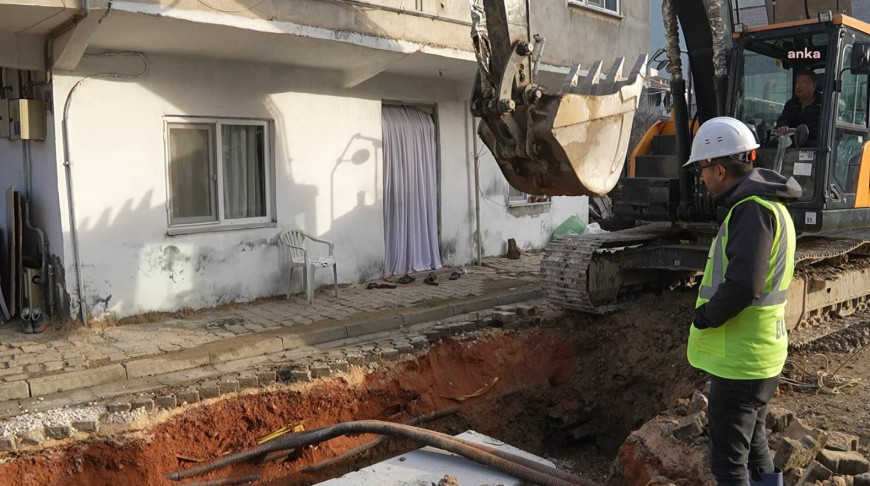 Bursa Büyükşehir Belediyesi’nden sağlıklı altyapı için kent genelinde yoğun mesai