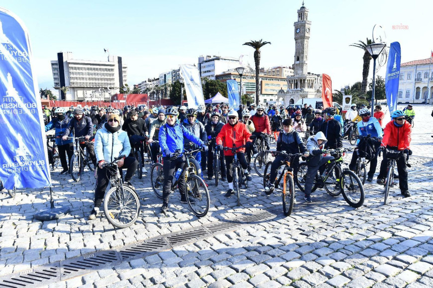 İzmirliler "sağlıklı bir kent için" pedal çevirdi: 6 farklı rotada bir yıl boyunca 12 defa bir araya geleceğiz