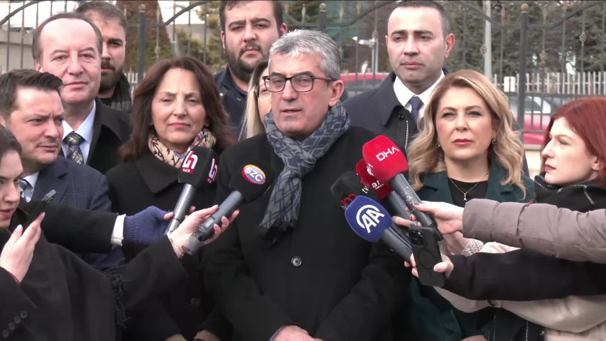 CHP'den DDK'nın yetkilerine iptal davası...Gökhan Günaydın: ''OHAL döneminde yasalaştırıldığı söylenen kayyum uygulamasından çok daha geri bir düzenlemeyi TBMM'den geçirdiler'' 