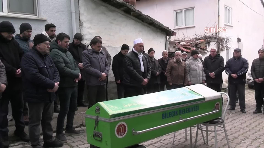 Bilecik’te 90 yaşında hayatını kaybeden Celil Gülen'in cenazesi, vasiyeti üzerine yarım asırlık otomobiliyle taşındı