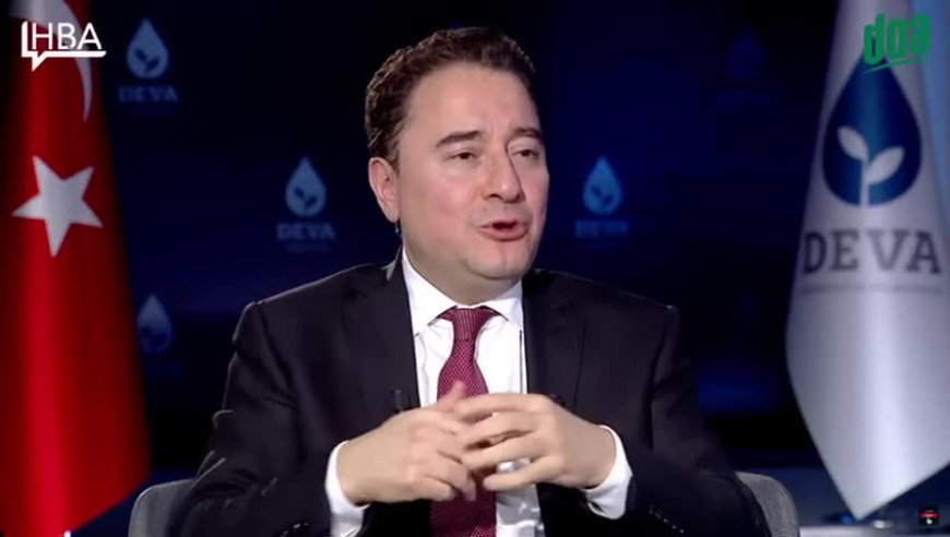 Ali Babacan: “Erdoğan ömrü yettiği sürece, koltuğu bırakmak istemiyor, ‘kırk artı birle’ yeniden seçilmek istiyor” 