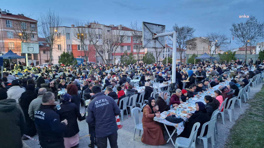 Eskişehir Büyükşehir Belediyesi'nden 12 ilçede iftar daveti 