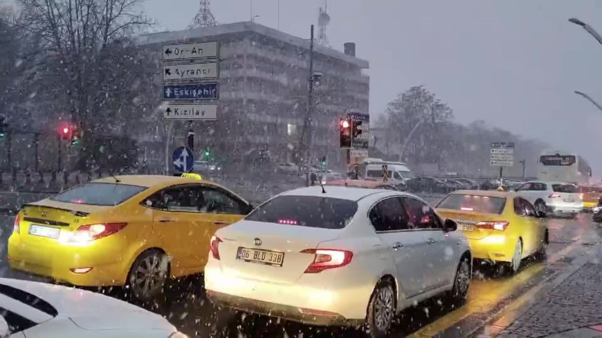 Ankara’da kar yağışı etkili olmaya başladı