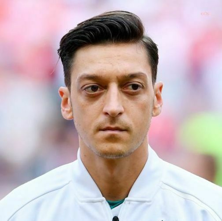 Werder Bremen'in efsane oyuncusu Diego'nun veda maçına Mesut Özil ve Tim Wiese davet edilmedi