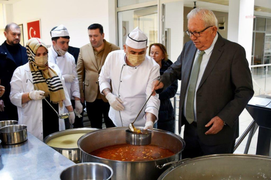 Karadeniz Ereğli Belediye Başkanı Posbıyık: “Bin kişiye sıcak yemek, bin aileye gıda kolisi vereceğiz”