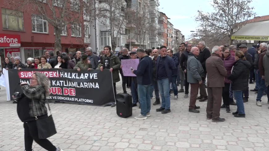 Suriye'de Alevilere yönelik gerçekleşen saldırılar Malatya'da protesto edildi