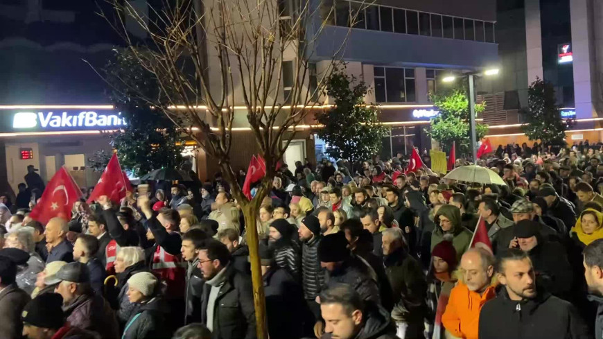 CHP'den yurt çapında protesto… Trabzon İl Başkanı: Beşinci kez yenilmemek için gözaltına alma suretiyle kendisine engel olmaya çalışıyorlar