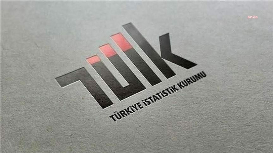 TÜİK, 2024'e ait "Çocuk Sağlığı ve Yoksunluğu" verilerini açıkladı: Çocukların yüzde 9,2'si maddi yetersiz nedeniyle yeni giysiye sahip olamıyor