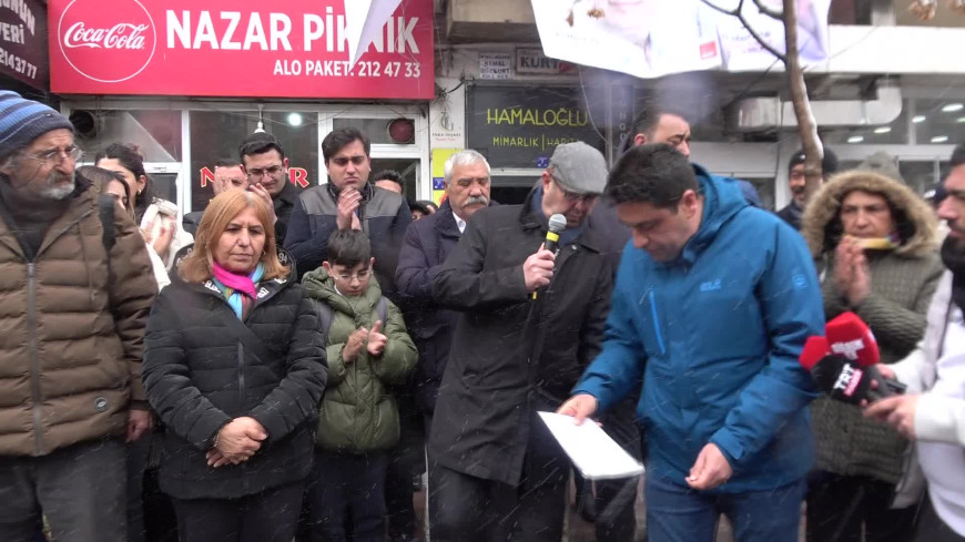 CHP'den yurt çapında protesto... Kırşehir Belediye Başkanı Ekicioğlu: "Ekrem Bey ülkeyi yönetecek, gelecekte cumhurbaşkanı olacağı için telaşlandılar, gözaltı kararı verdiler"