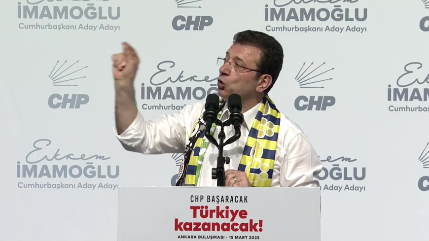 Ekrem İmamoğlu’nun Ankara Buluşması... İmamoğlu: ''Üzerimde beyaz gömleğim var. Kirletemezsiniz. Bileklerim burada, sağlamdır, bükemezsiniz''