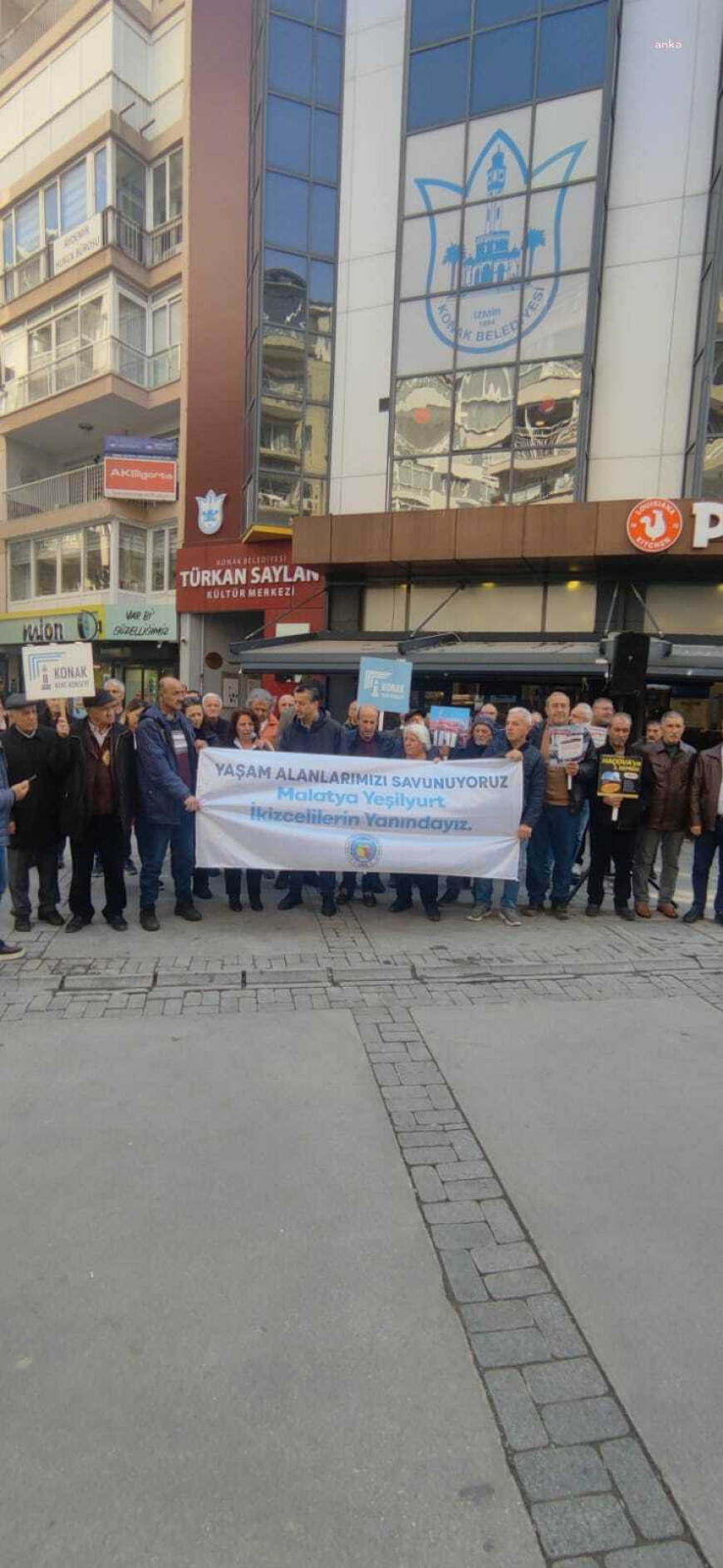 İzmir’de İkizce için protesto... “Verimli tarım arazilerinin seçilmesi akıl tutulması”