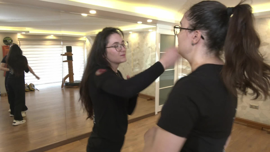 Savunma sanatları eğitmeni Rabia Nur Yaşar: "Kadına yönelik şiddet büyük bir sorun olmaya devam ediyor. Kadınlar kendilerini korumalı"