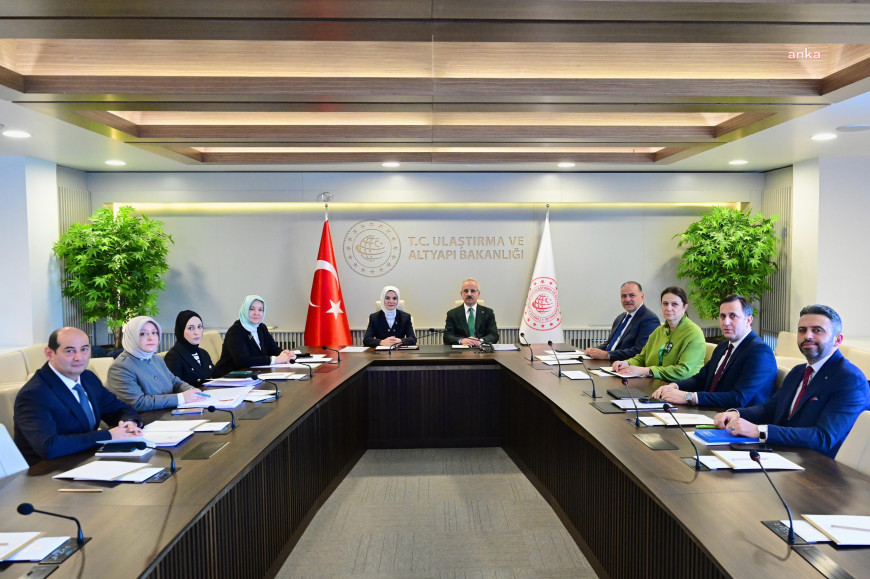 Aile ve Sosyal Hizmetler Bakanı Özdemir Göktaş: "Sosyal medya düzenlemesine ilişkin çalışmalar sürüyor" 