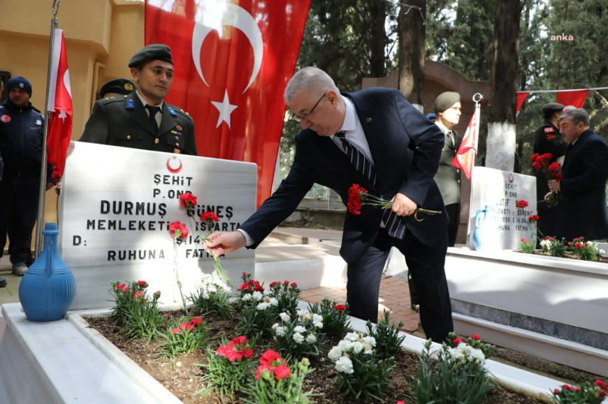 Edremit’te Çanakkale Zaferi’nin 110'uncu yılı dolayısıyla tören düzenlendi