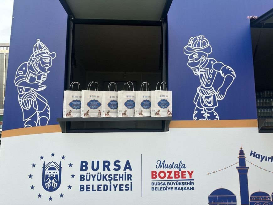 Bursa Büyükşehir Belediyesi, iftara yetişemeyen vatandaşların yanında