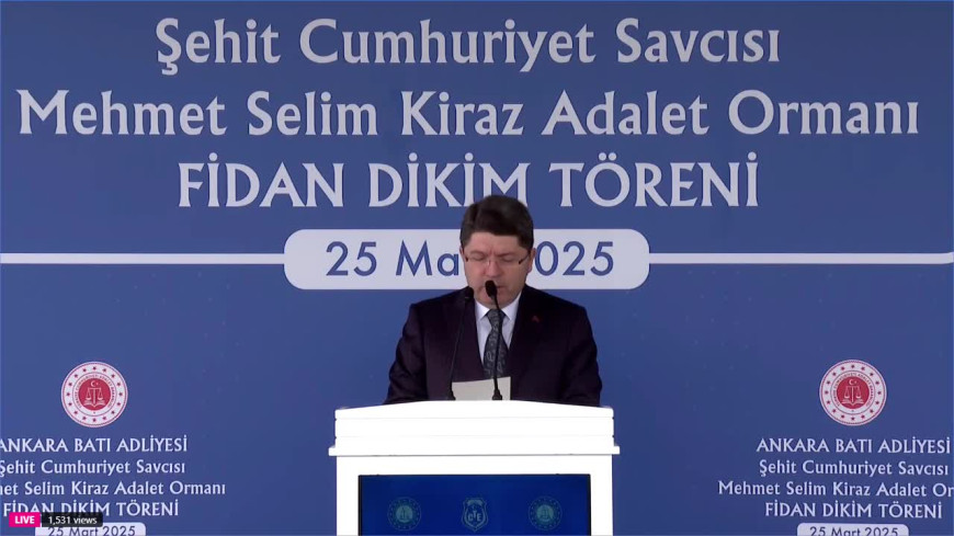 Adalet Bakanı Tunç'tan devam eden eylemlere ilişkin açıklama: "Adli bir soruşturmayı siyasallaştırmaya yönelik, dosyaların üstünü örtmeye yönelik bir çaba gösterilmek isteniyorsa bu nafile bir çabadır"