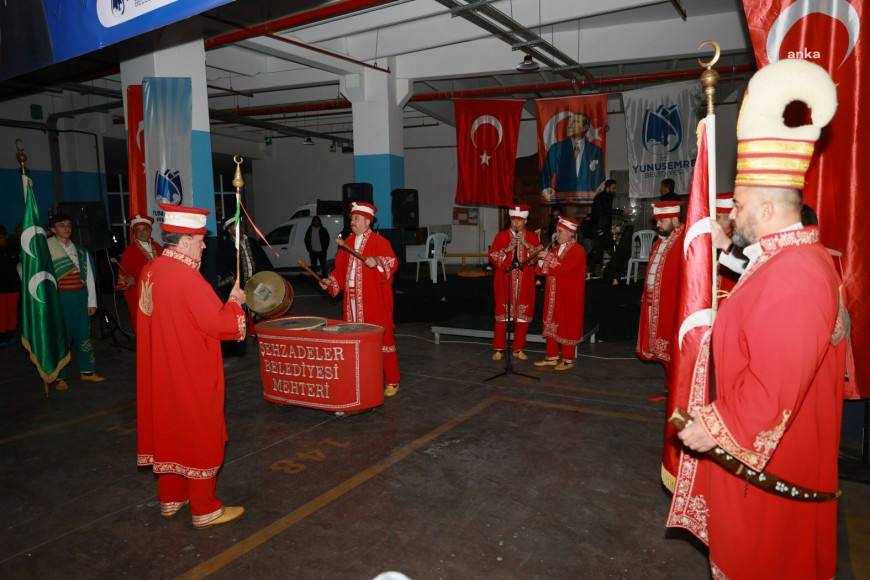 Yunusemre Belediyesi'nden birlik ve beraberlik iftarı 