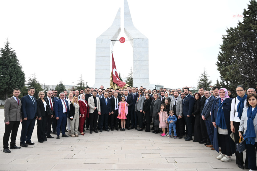 Anahtar Parti Genel Başkanı Ağıralioğlu, Eskişehir Kanlıpınar Şehitliği'ni ziyaret etti