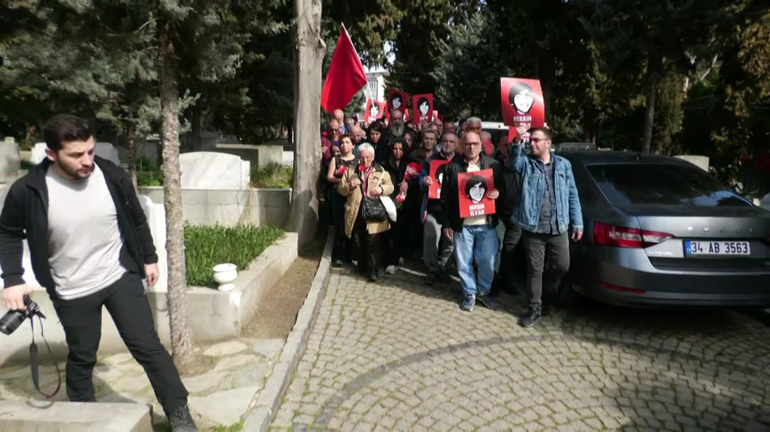 Berkin Elvan, öldürülüşünün 11’inci yıl dönümünde mezarı başında anıldı