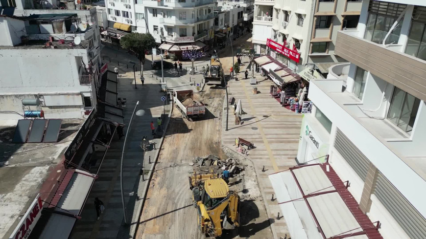 Manavgat Belediyesi, Atatürk Caddesi’nde başlattığı yenileme çalışmasını tamamladı