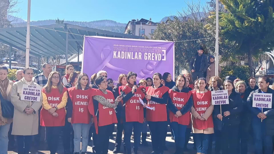DİSK üyesi Artvinli kadınlar: "Yaptığımız işe ne olursa olsun bırakıp, alanları, sokakları ve meydanları dolduruyoruz"