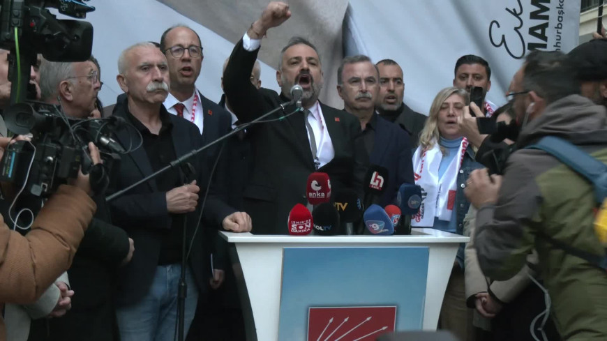 CHP İzmir’de ‘Ekrem İmamoğlu’ protestosu... CHP İzmir İl Başkanı Aslanoğlu’ndan iktidara: "Sandıktan kaçmayın. Mertçe mücadele edin"