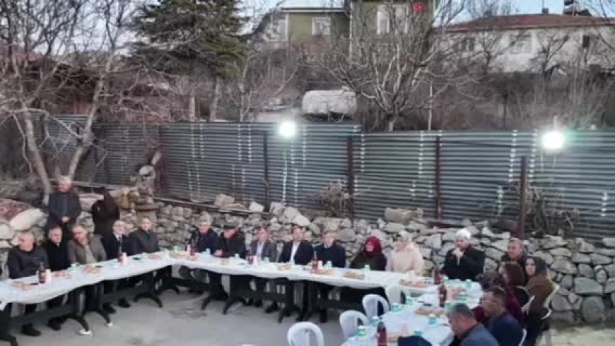 Ahmet Davutoğlu: “Her tarafa korku saldılar, korkusundan kimse konuşamıyor”