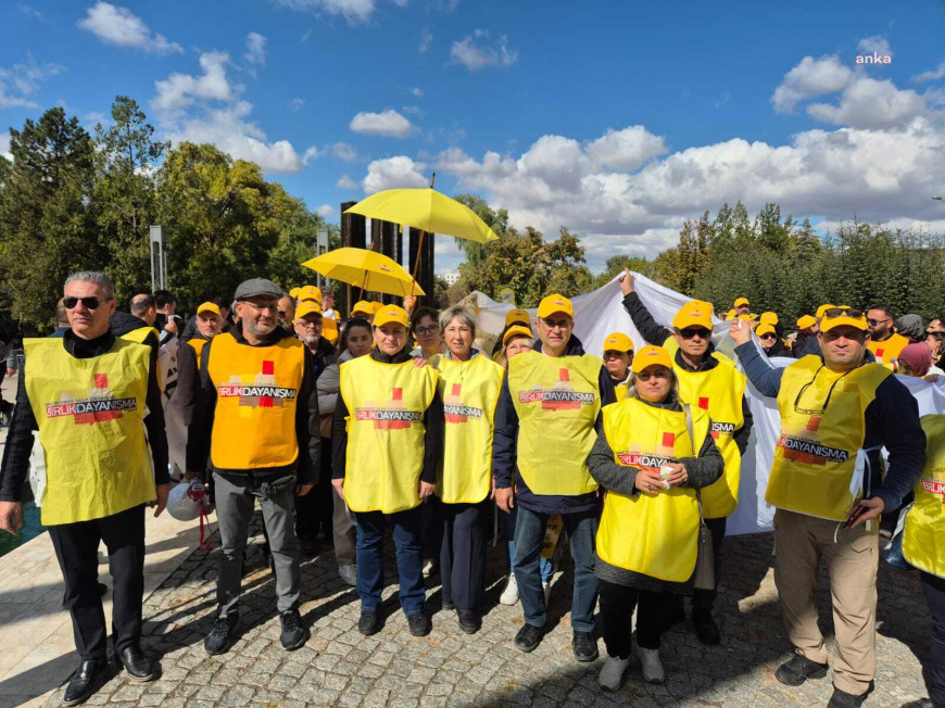 Aile hekimleri, ebe ve hemşireler, yeniden iş bırakıyor.... Birlik ve Dayanışma Sendikası Genel Başkanı Mengücük “İş güvencemizi tehdit eden dayatmaları kabul etmiyoruz"