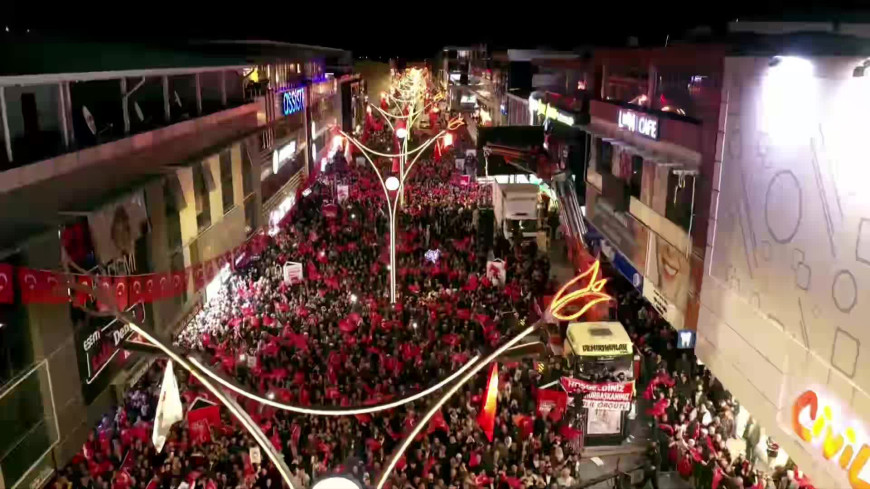 İmamoğlu Erzincan'da konuştu: 2019’da demiştim ki, ‘Ben, sizi çıldırtmaya geliyorum.’ Bunlar çıldırmış, çıldırmış.”