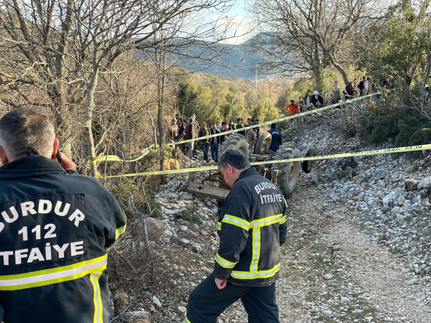 Burdur’da devrilen traktörün altında kalan yaşlı adam hayatını kaybetti