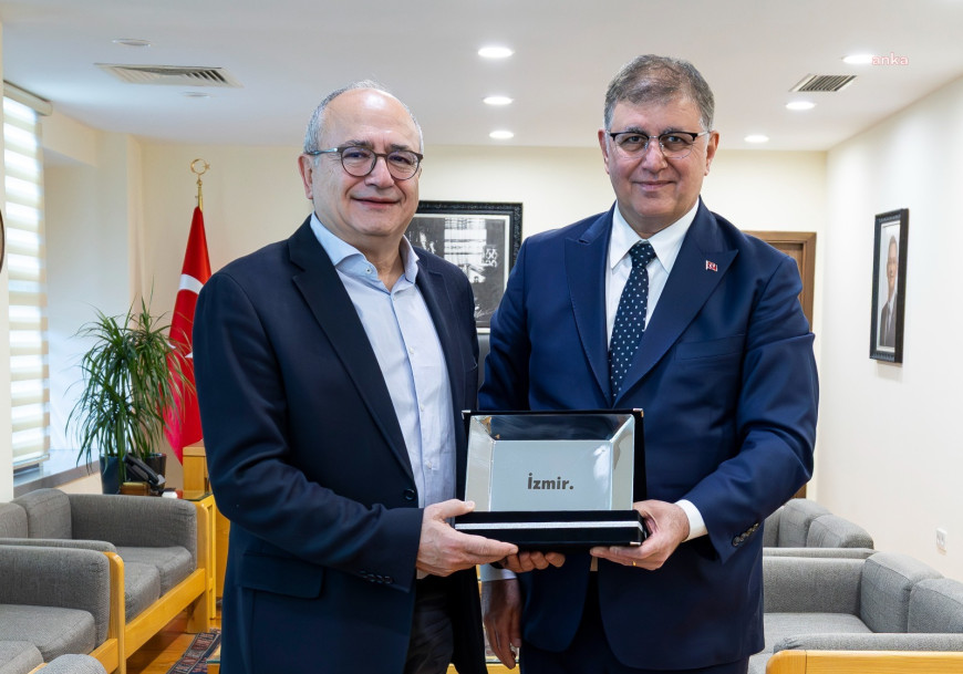 İzmir Büyükşehir Belediye Başkanı Cemil Tugay, Yunanistan’ın İraklio Belediye Başkanı Nikolaos Babalos’u makamında ağırladı