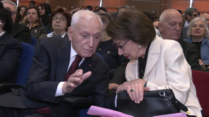 Başkent Üniversitesi'nde İsmet İnönü'nün kızı Özden Toker'in katılımıyla, 8 Mart Dünya Kadınlar Günü kapsamında konferans düzenlendi