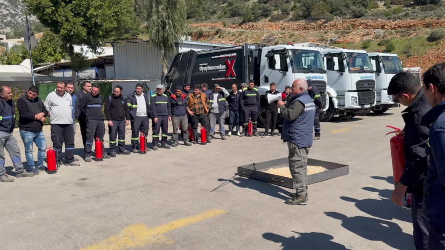 Bodrum Belediyesi personeline "Yangına İlk Müdahale" eğitimi verildi