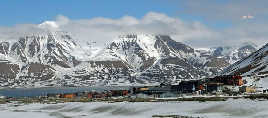 Spitsbergen Antlaşması’na, Türkiye’nin dahiliyle Türk vatandaşları, Svalbard takımadalarında mülk edinme ve oturma hakkı elde edecek 