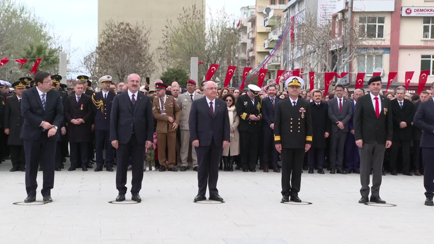 Milli Savunma Bakanı Güler Çanakkale'de 