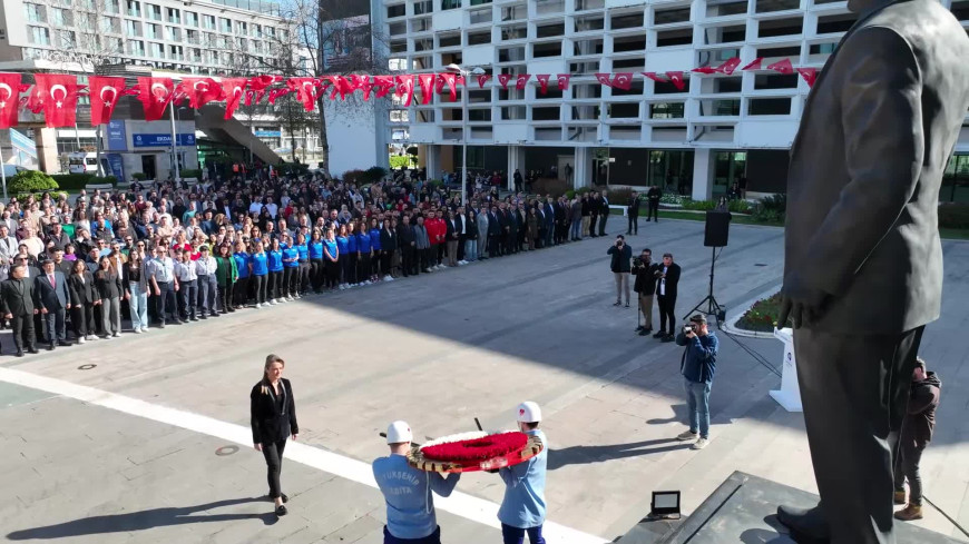 Antalya Büyükşehir Belediye Başkanı Böcek, 18 Mart Çanakkale Zaferi törenlerine katıldı