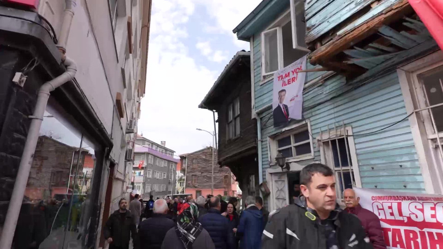 Üsküdar Belediye Başkanı Dedetaş, CHP’nin Cumhurbaşkanlığı ön seçiminde oyunu kullandı