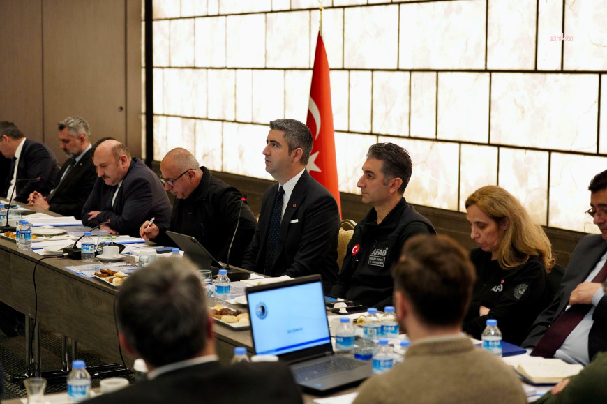Kartal Belediyesi ile İstanbul Valiliği'nden ortak afet toplantısı