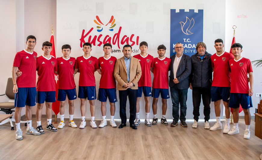Genç sporculardan Kuşadası Belediye Başkanı Günel’e ziyaret