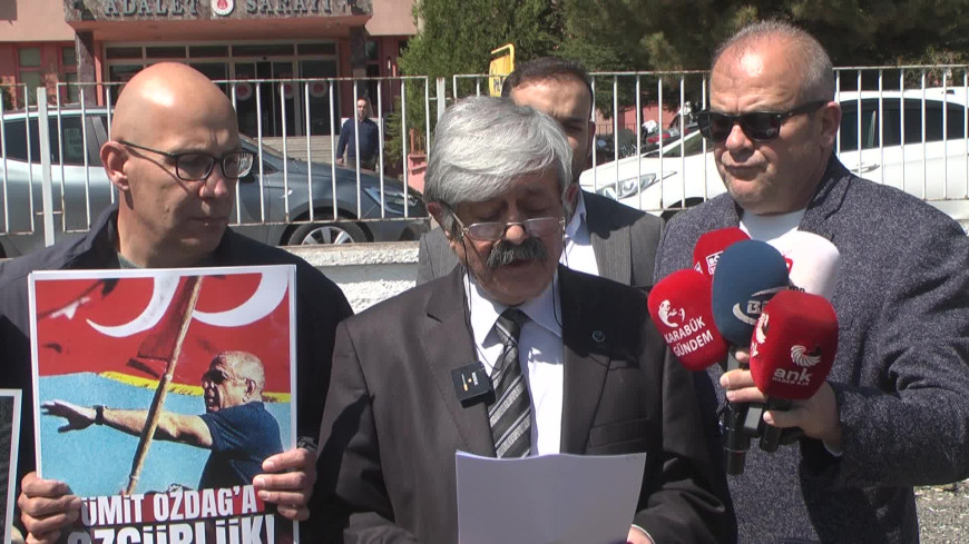 Zafer Partililer, Karabük Adliyesi önünde toplandı: "Ümit Özdağ'ı serbest bırakın"
